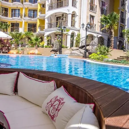 Monte Carlo 3* ساني بيتش